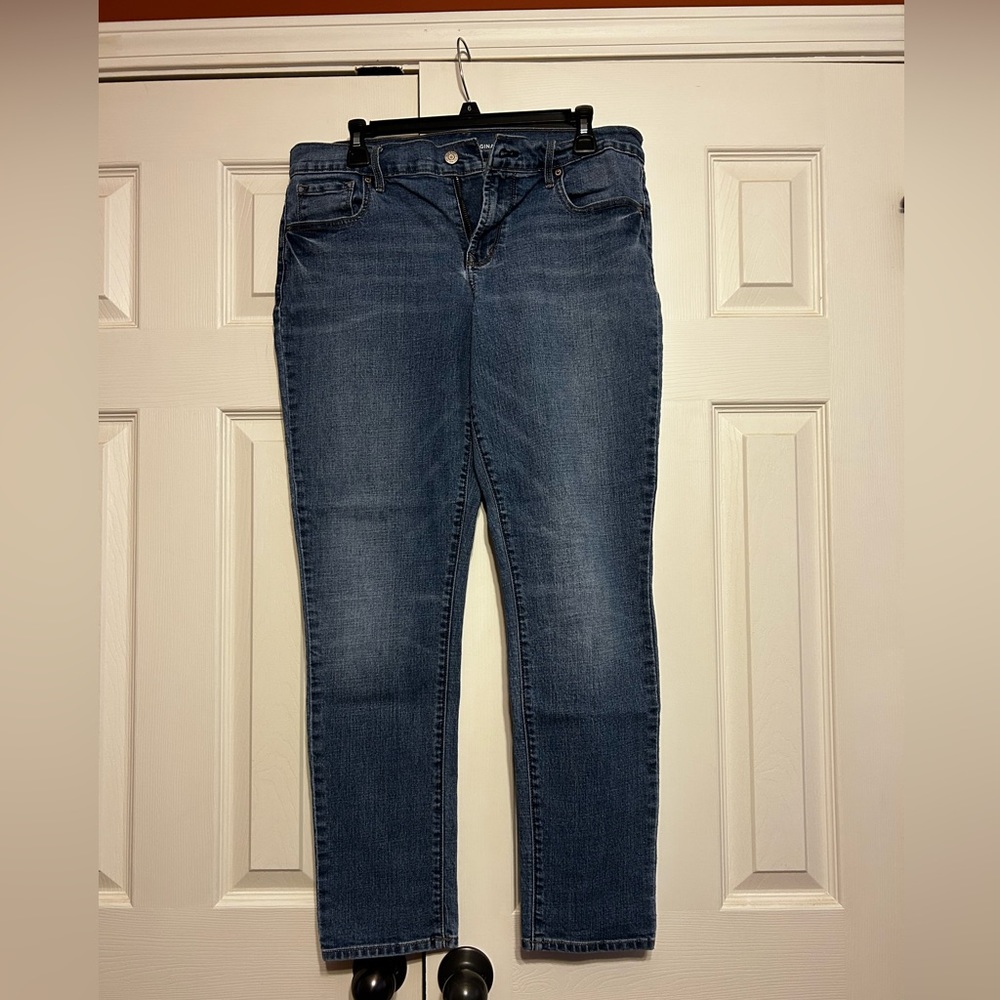 Old Navy Original Mid Rise size 12